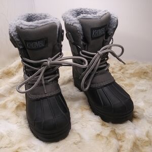 Khombu Kids Gray and Black Winter Boots